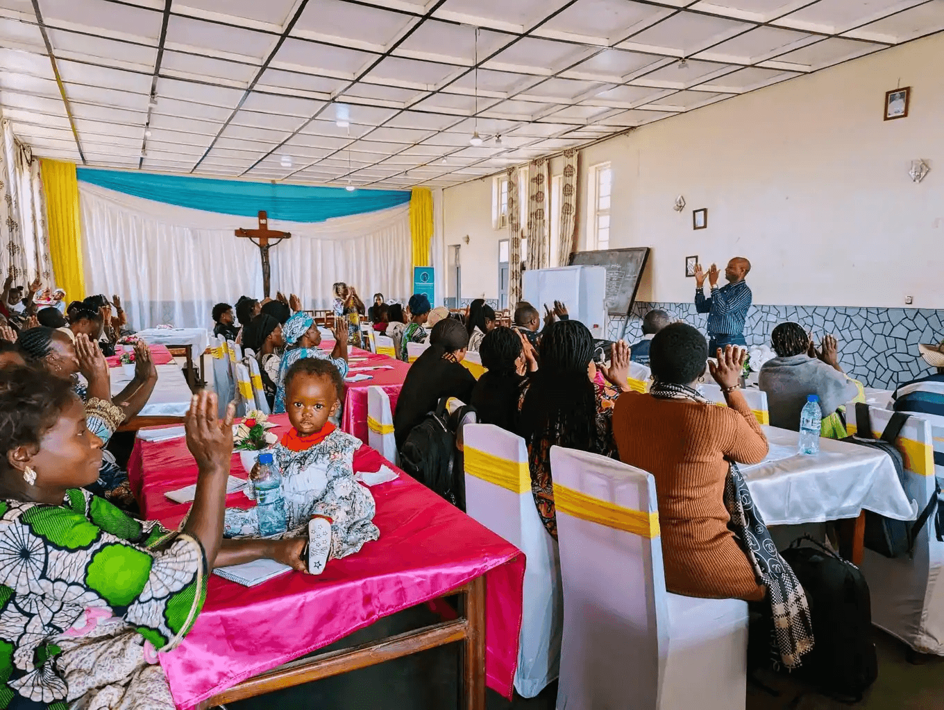 Communauté et action humanitaire